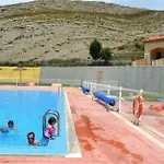 Casa Elpatiodelmaestrazgo מלון Villarroya de los Pinares